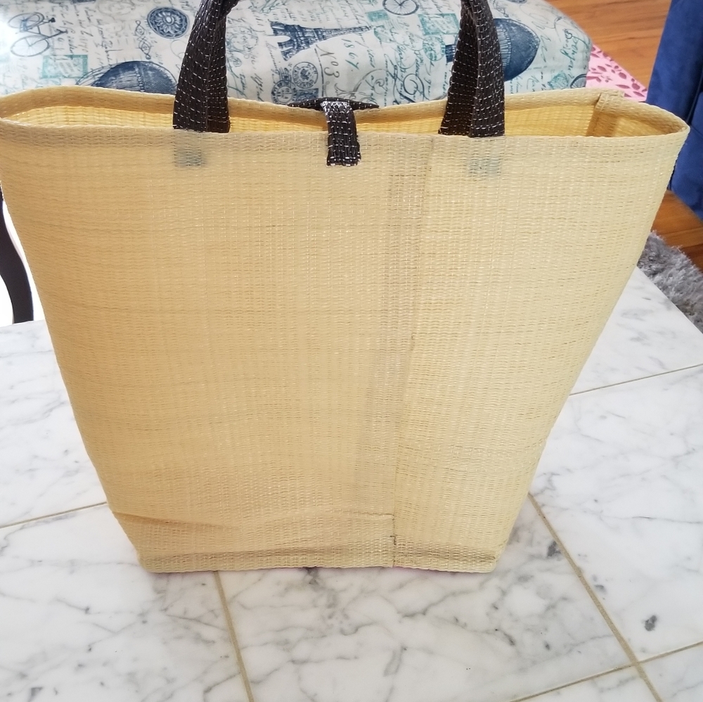 Tote - Picture 2 of 7